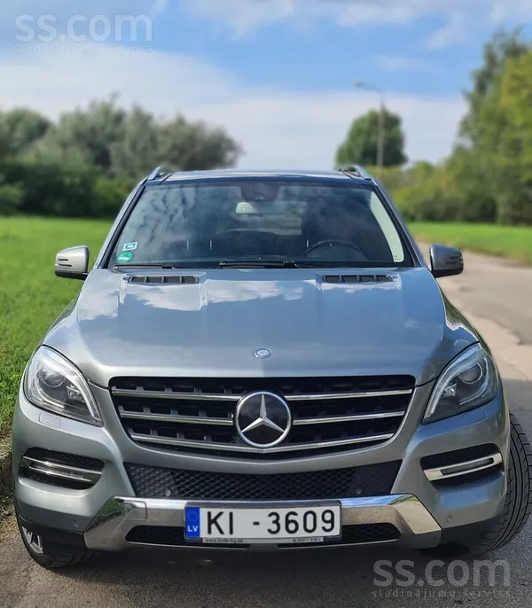 Mercedes Pārdodu ML 350 bluetec 4 matic. Vasaras riepu un z