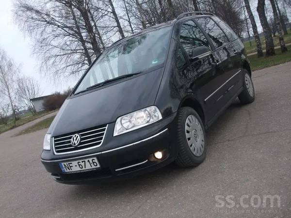 Volkswagen Sharan - 1
