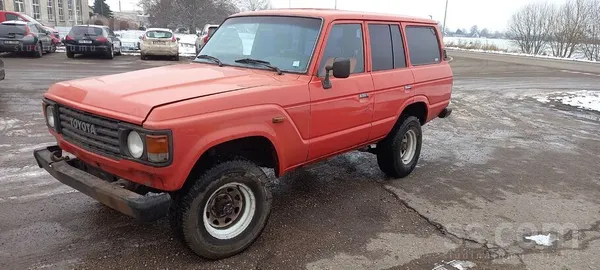 Toyota Auto ievests no Vācijas. Motors darbojas, auto bra