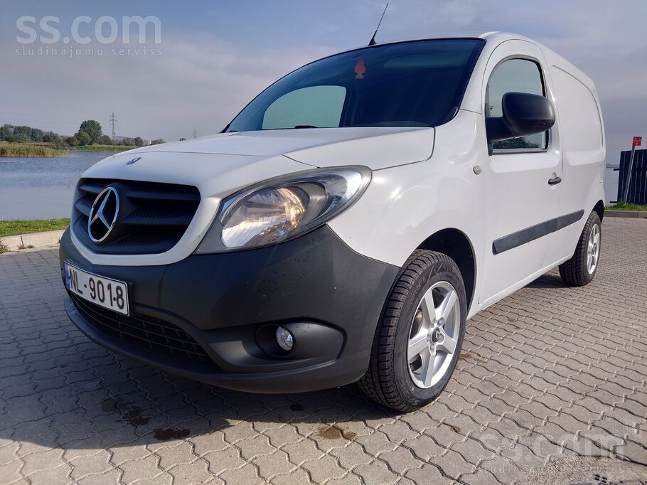 Mercedes Atvests no NL. 