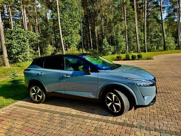 Pārdodu Nissan Qashqai N-Connecta E-Power 190z/s. Mazs nobraukums. Super eko