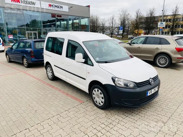 Volkswagen Facelift modelis. Uzņēmums pārdod 5vietīgu VW Cadd