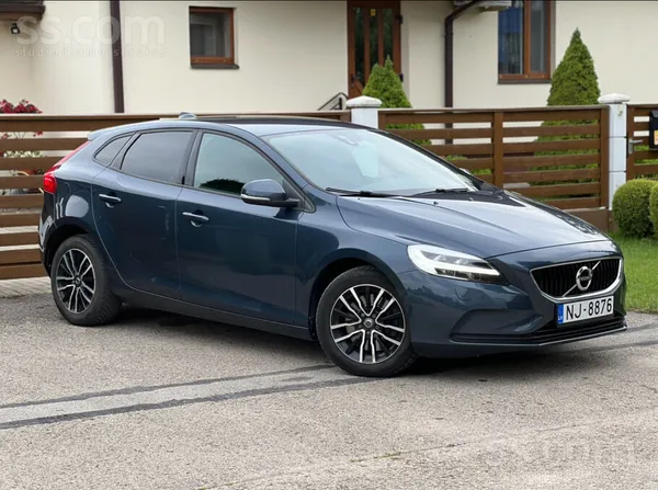Volvo V40