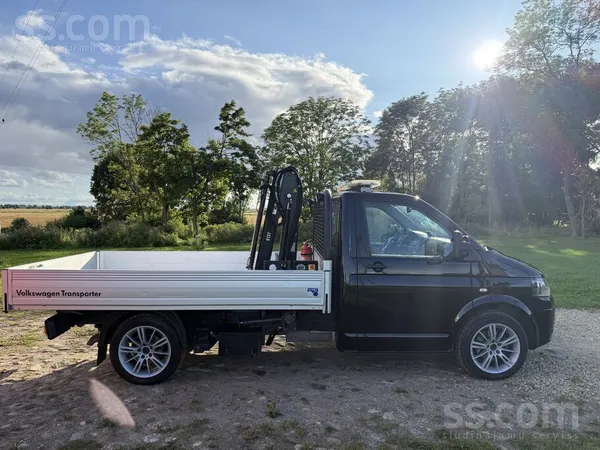 Uzņēmums pārdod labu 4x4 darba businu ar hidromanipulatoru.
103kw, 4motion