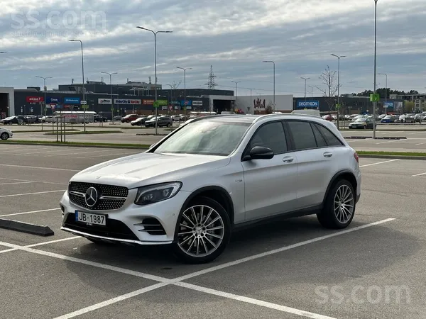 Mercedes GLC 43 AMG 2017, 3.0 benzīns, Automāts, SUV/Apvidus, Sudrabs — Latvijā