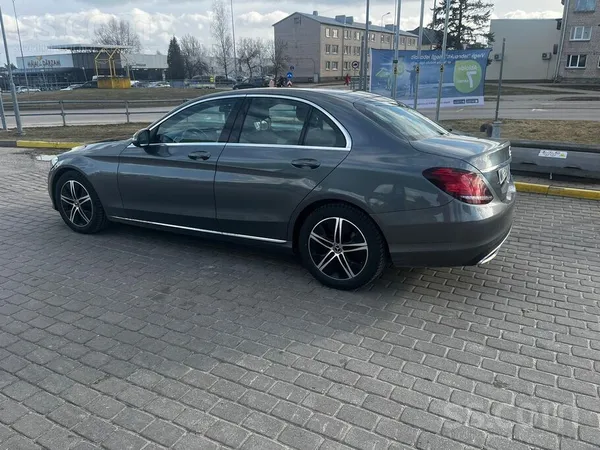 Ievests no Beļģijas. Piereģistrēts Latvijā. Izieta teh. apskate bez neviena