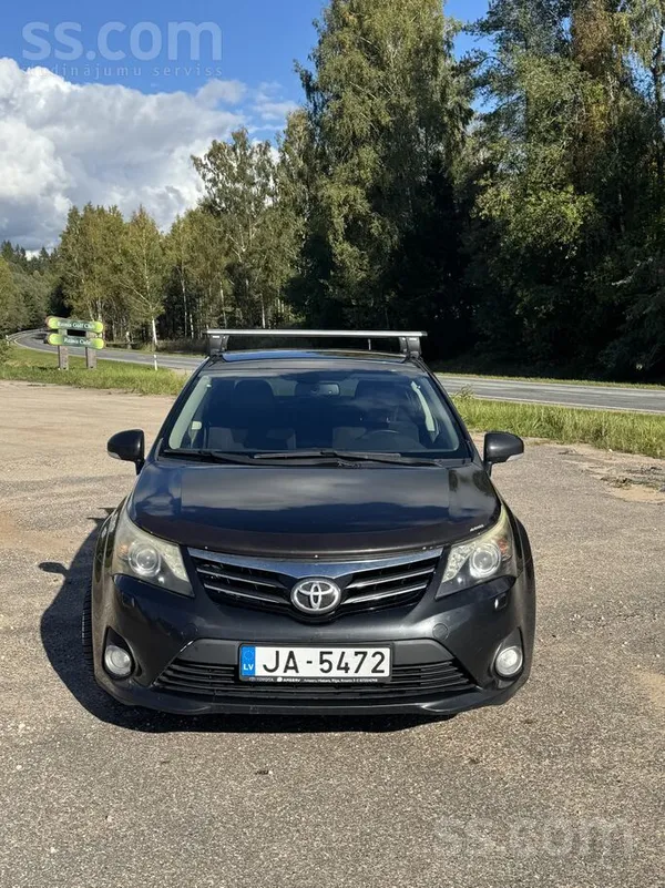 Toyota Avensis 2012, 2.0D dīzelis, Manuāls, Sedans, Melns — Latvijā
