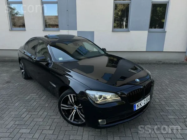 BMW 730