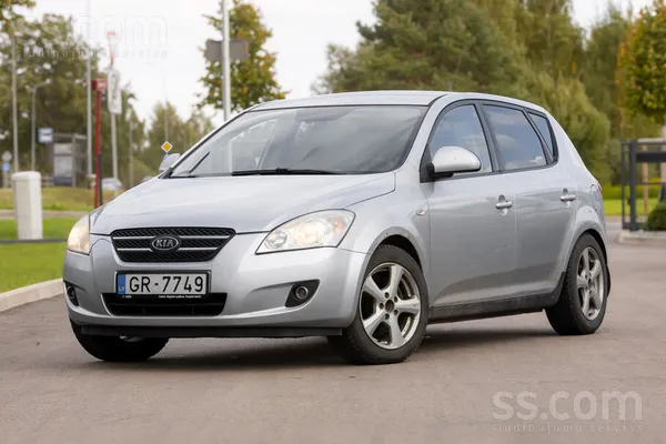 KIA Kia ceed 1.6 benzīns, 89kw, mehānika.
