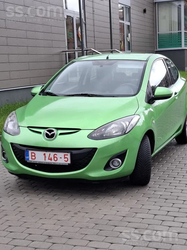 Mazda Mazda2