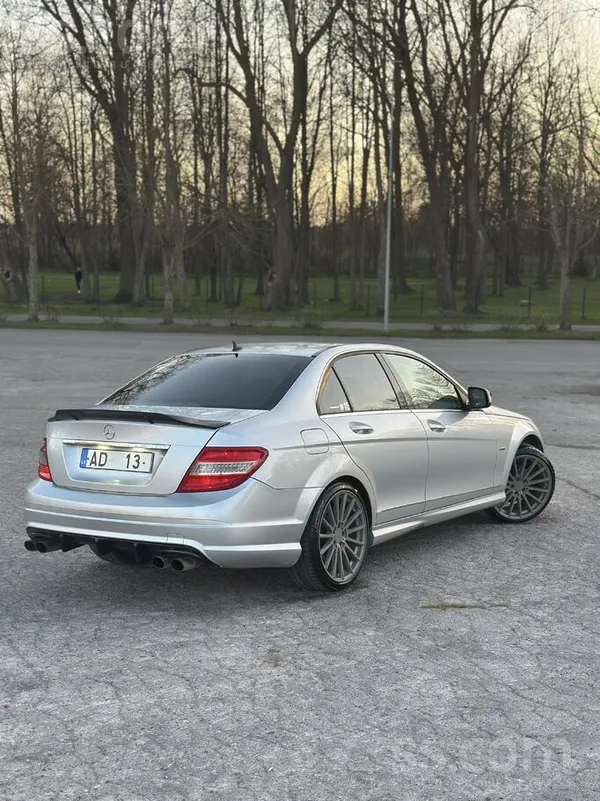 Mercedes C200