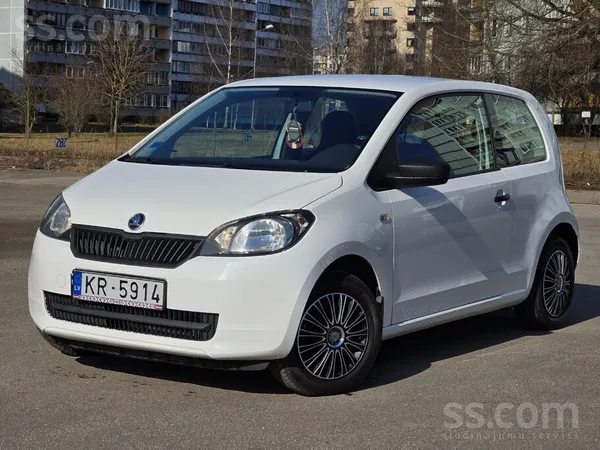 Skoda-Citigo-2015G. Jauna Ta. Labs pilsētas auto maksimāli vienkāršs. Ekonom
