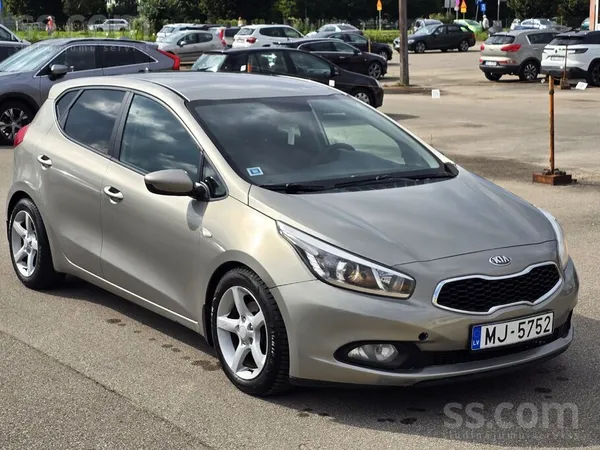 KIA Kia Ceed 1.6d 2013g. Facelift modelis. Ekonomisks 