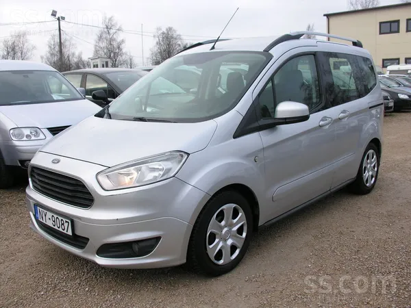 Ford 1.6tdci 70kw. Tourneo courier Automašīna tikko iev