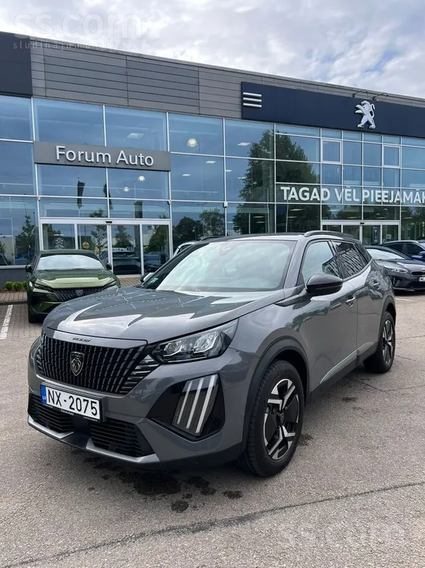 1.2 benzīns (130 Zs), automātiskā ātrumkārba, Allure komplektācija. 

Ražo