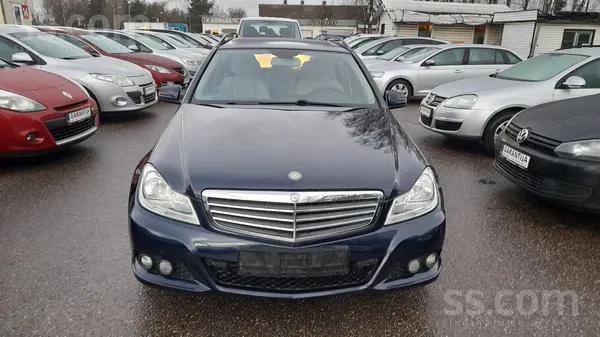 Mercedes Tikko no Vācijas. Ideālā stavokļī. Iespējams līzin