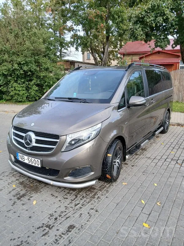 Mercedes V250 - 1
