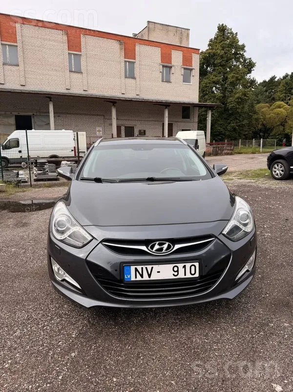Hyundai i40 - 1