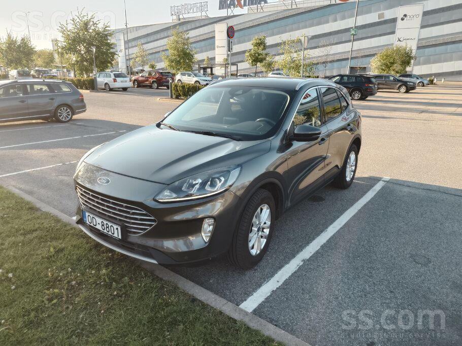 Ford Ford Kuga Fhev hibrīds 2.5l benzīns