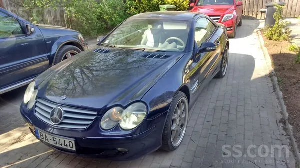 Mercedes Pārdodu Mercedes w230 SL 6.1Brabus. 