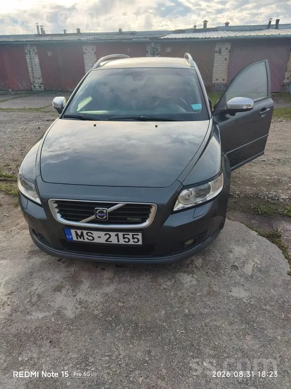 Volvo V50 - 1