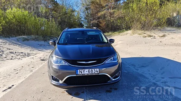 Chrysler Pacifica