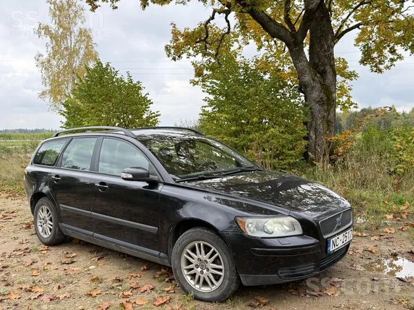 Volvo V50 2006, 1.6D dīzelis, Manuāls, Universāls, Melns — Latvijā