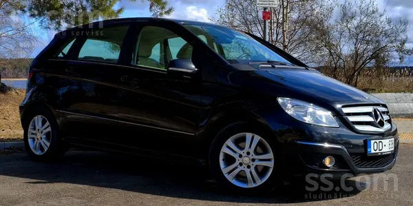 Mercedes B180