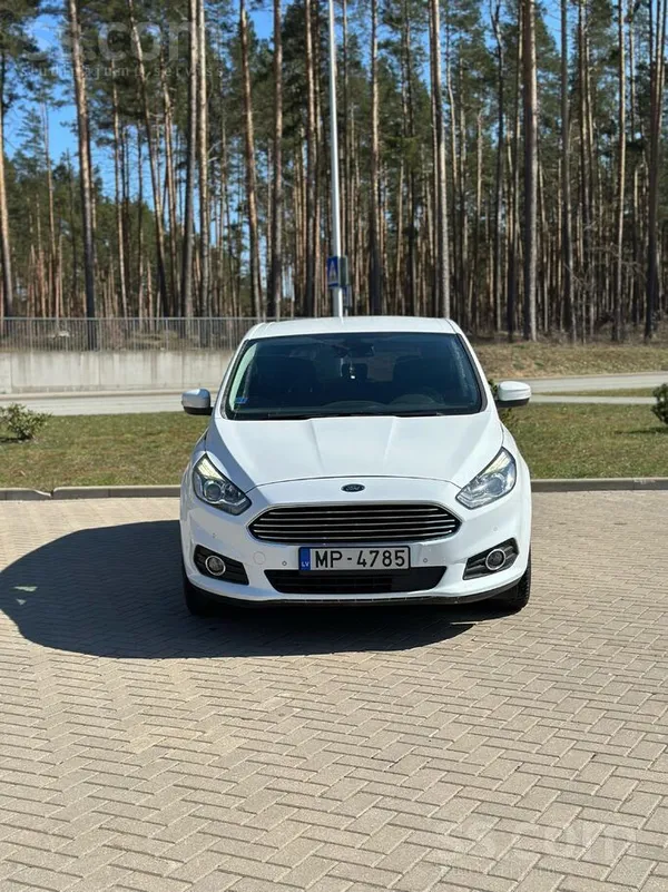 Ford S-Max