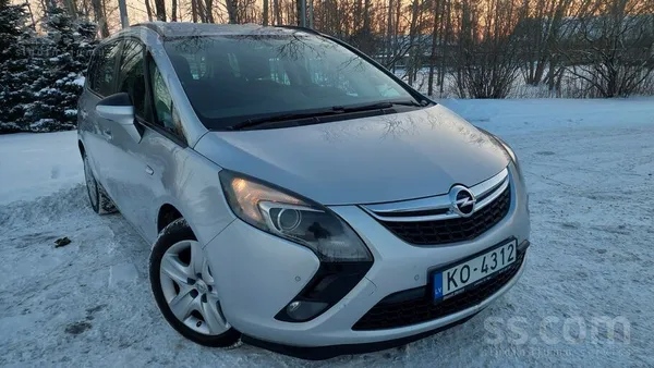 Opel 7-Vietas. Opel Zafira Tourer 2.0disel 96kW. Restai