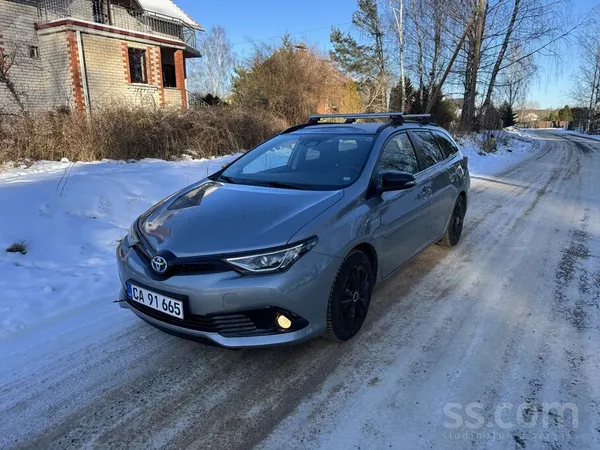 Toyota Auris 1.8 Hybrid Touring Sport
Tikko ievesta Latvijā
Ir veikta reģi