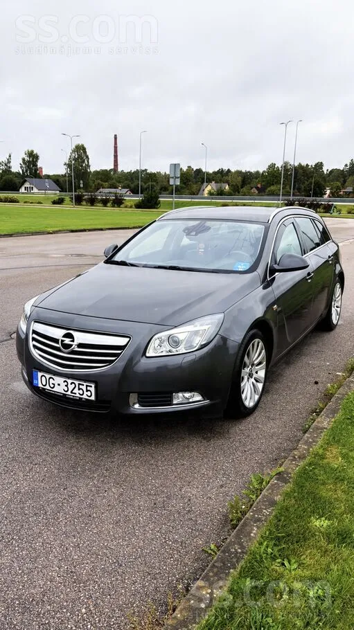 Opel Insignia Sports Tourer 2010

Pārdodu 2010. gada Opel Insignia Sports