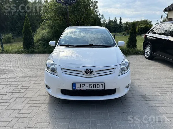 Toyota Toyota Auris 1, 4d , ietilpīgs hečbeks Mt6, 66kw, 