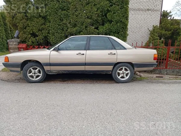 Audi Auto labā tehniskā un vizuālā stāvoklī. Nav jāmeti