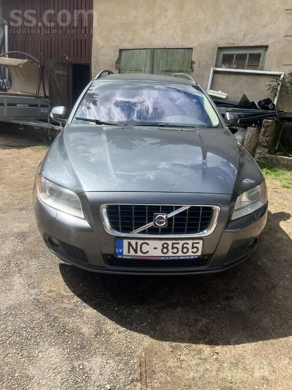 Volvo V70
