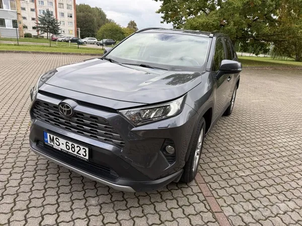 Toyota RAV 4 - 1