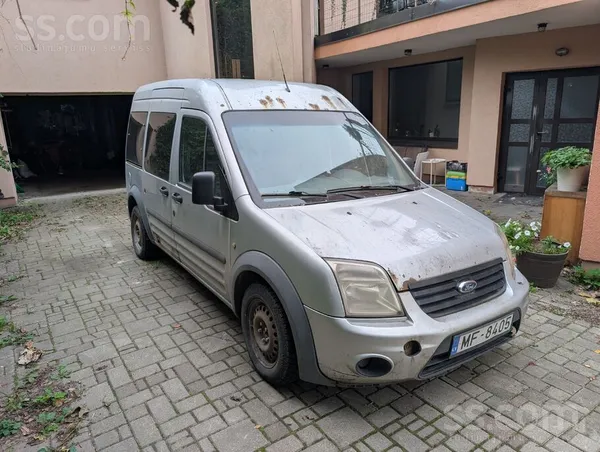Ford Tourneo - 1