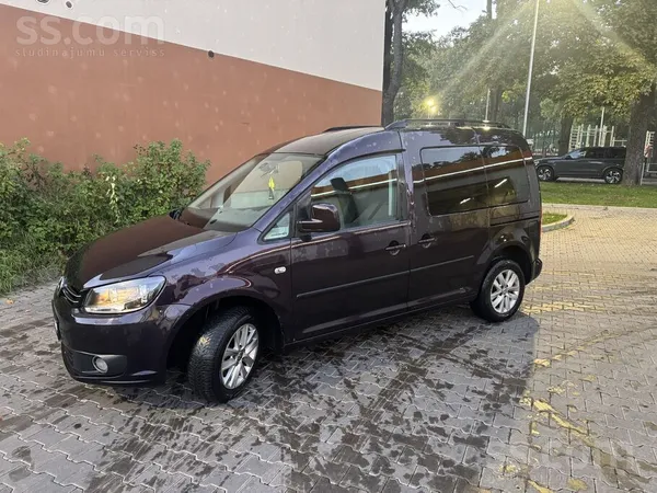 Volkswagen Caddy 2014, 1.6D dīzelis, Manuāls, Furgons, Violets — Latvijā