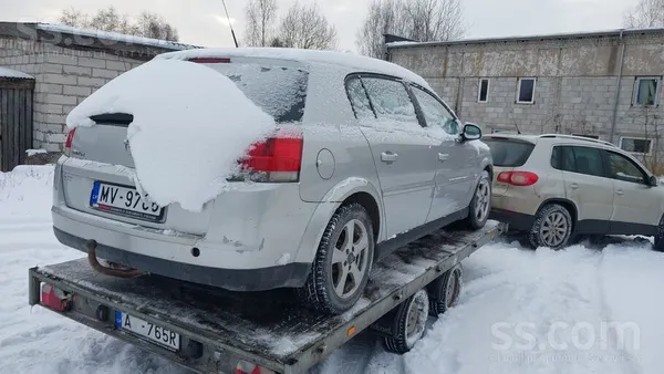 2.0 Dti motors ar degvielas sūkni , ar TA labā tehniskā kārtībā nelieli vizu