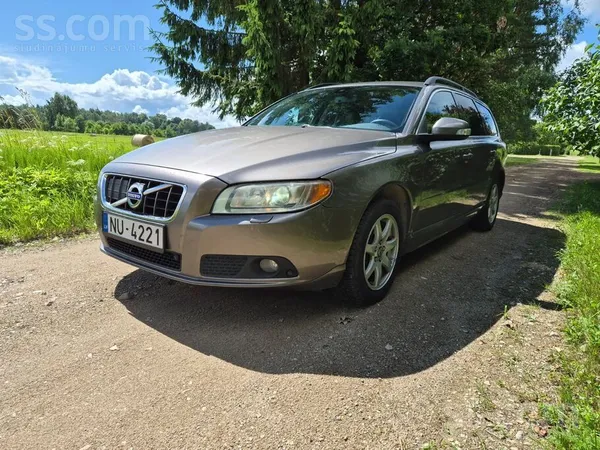 Volvo Pārdodu V70 D5 136kw, pirms TA mainīta motoreļļa, 