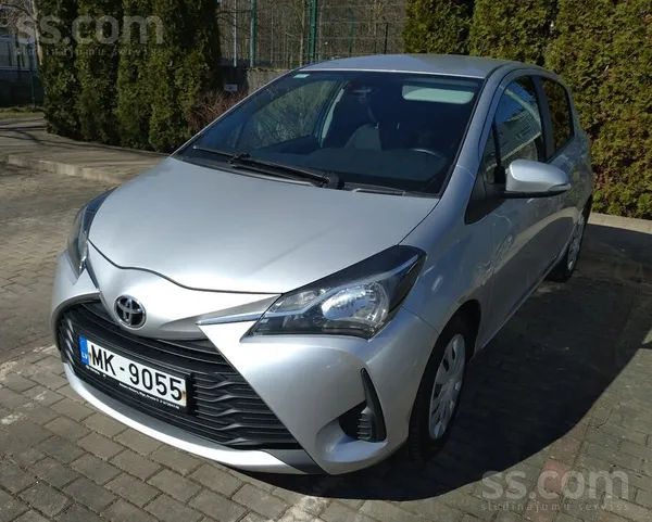 Toyota Uzņēmums pārdod Toyota Yaris, 1.5 benzīns 2020g. a