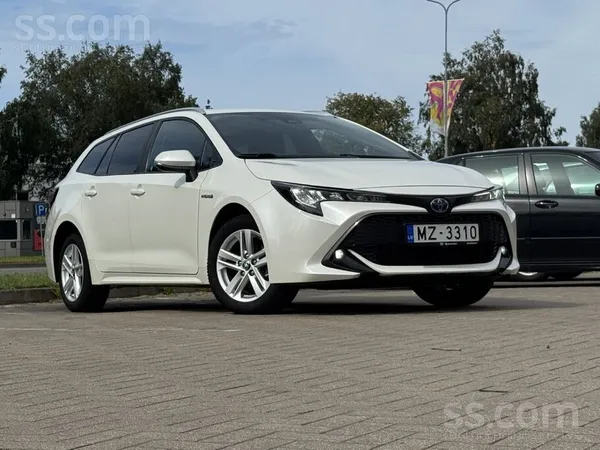 Toyota Corolla - 1