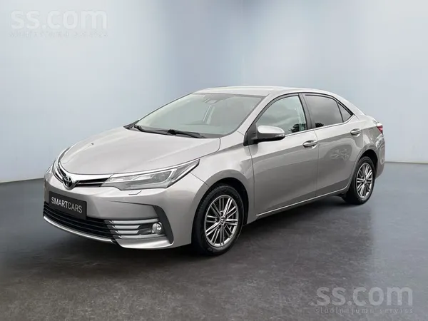 Toyota Toyota Corolla Sedan 1.6 benzīns ar Cvt automātisk