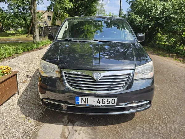Lancia Авто полностью в рабочем состоянии , Масла , ремни