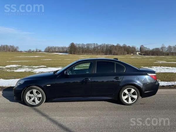 BMW 530