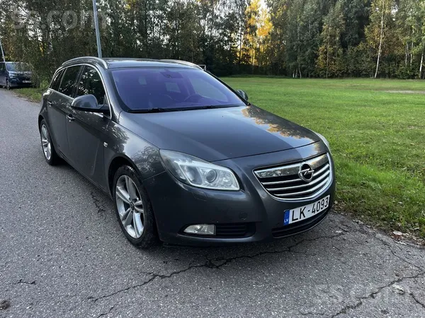 Opel Insignia 2010, 2.0D dīzelis, Manuāls, Universāls, Pelēks — Latvijā