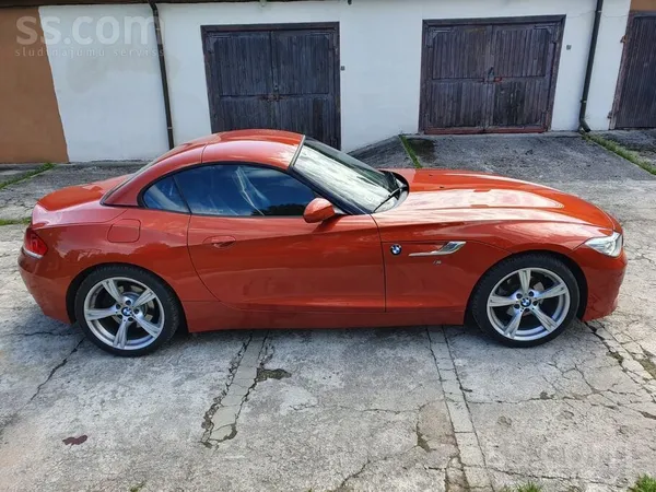 BMW BMW Z4 IS M Izmantots tikai vasaras mēnešos. Ziemā