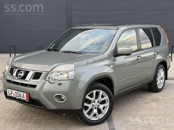 Nissan X-Trail - 1
