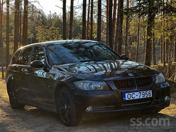 BMW 330