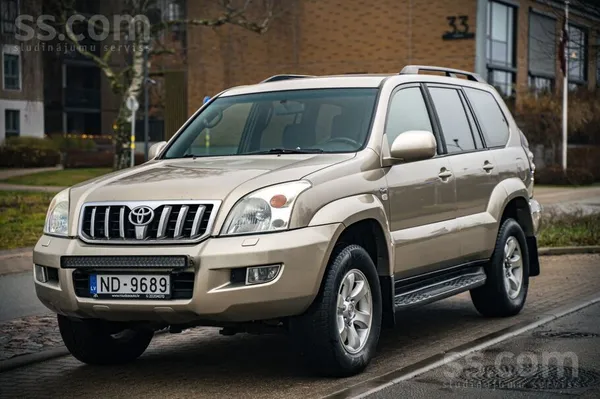 Toyota Pārdod Toyota Lancruiser 120 3.0 dīzelis, 122 kw, 